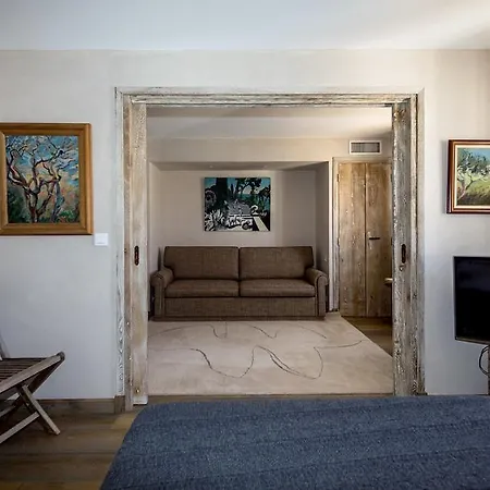 Maison Eden Apartman *